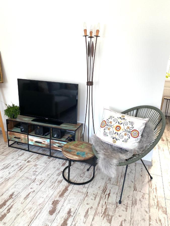 Residence Park Lovely Apartman With Private Parking Kysucke Nove Mesto Buitenkant foto